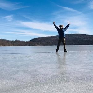 Meet your Posher, Tomer